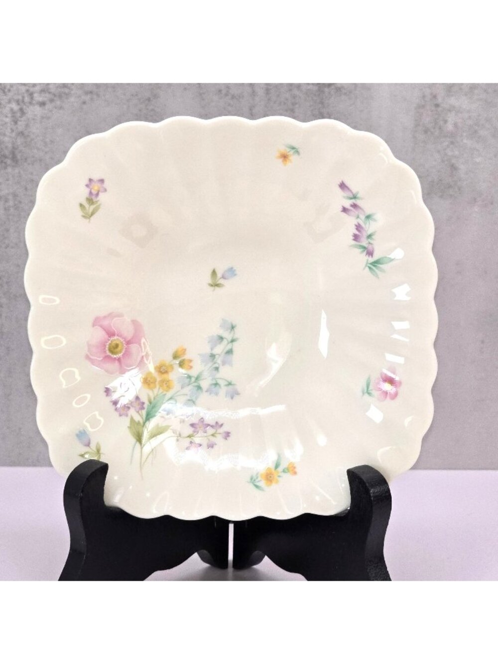 Mikasa Gentle Breeze Square Bowl Floral Design Japan Candy Dish 5" VL5100